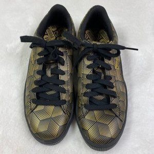 PUMA Women's‎ Basket Classic Metallic Sneaker, size 8.5